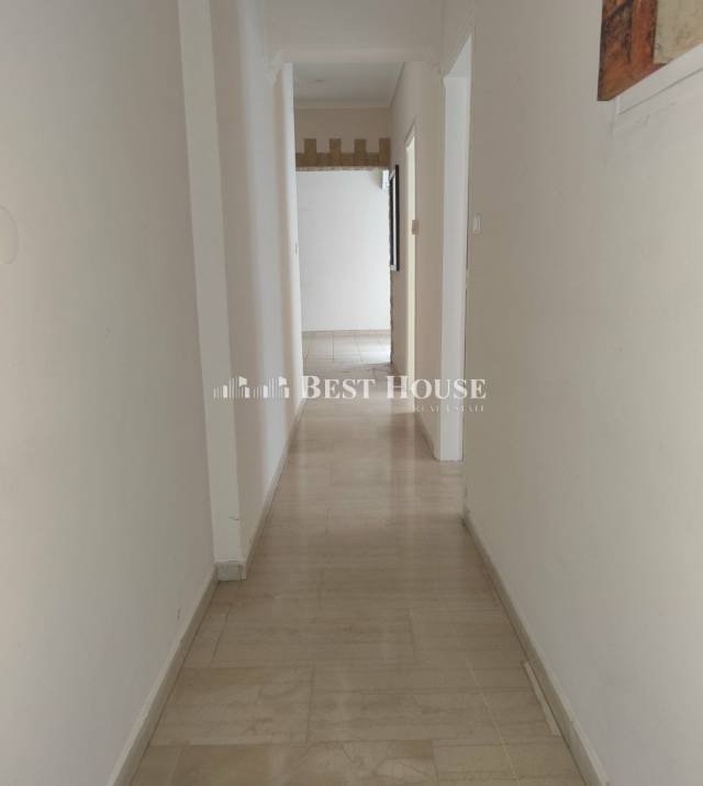 11. L7596 2.jpg